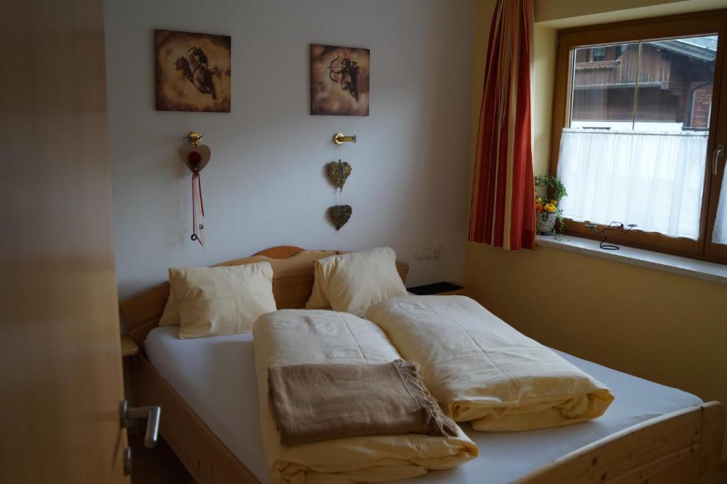 Hanslerfeld Alpbach Room photo